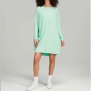 NWT Lululemon Back In Action Long Sleeve Dress, size 6